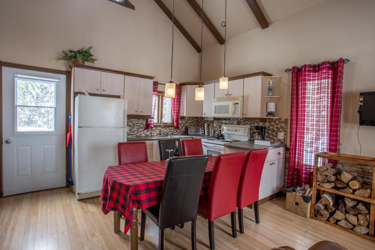Chalets Du Domaine - De Luxe Notre-Dame-Des-Bois Buitenkant foto